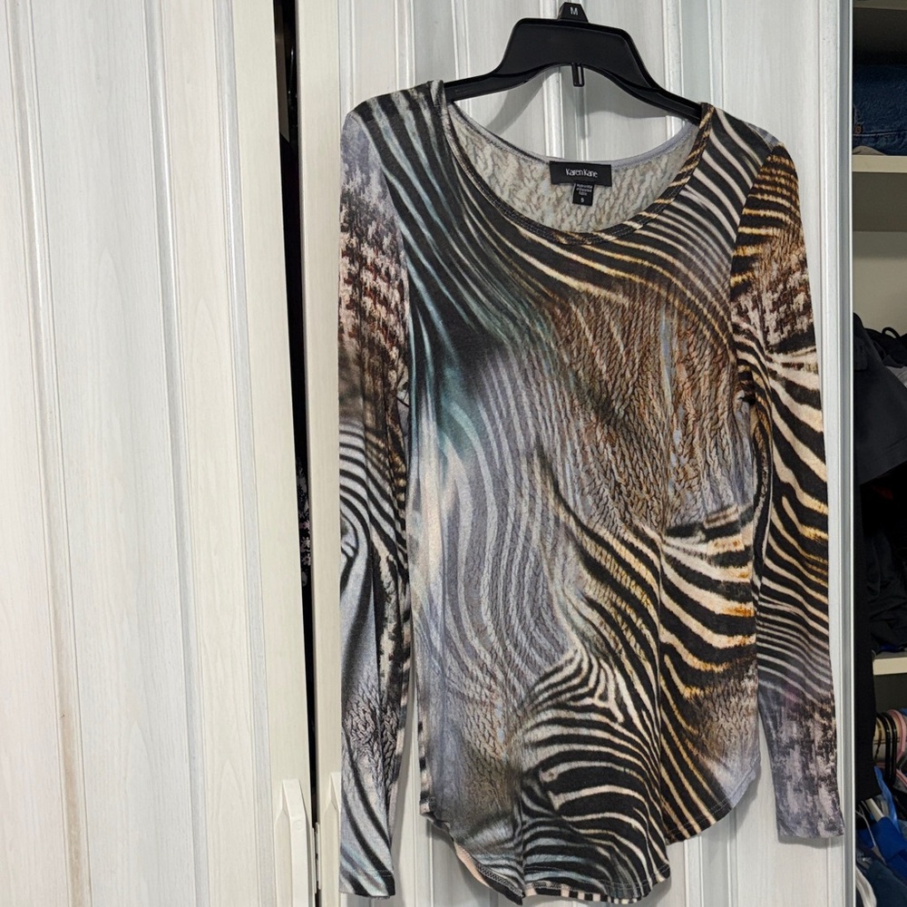 Karen Kane Animal Print Long Sleeve Top